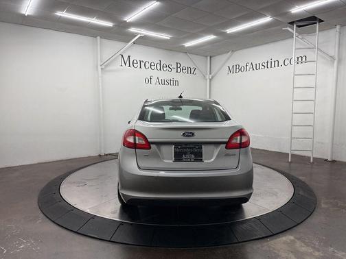 2013 Ford Fiesta SE