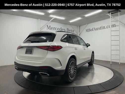 2025 Mercedes-Benz GLC 300 Base