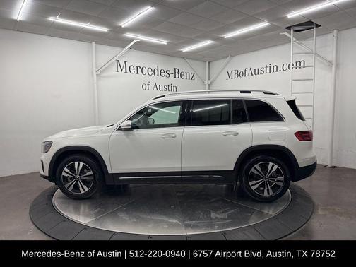 Polar White 2026 Mercedes-Benz GLB 250 Base