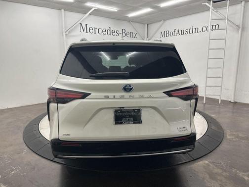 2021 Toyota Sienna Limited