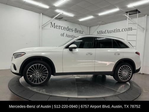 Polar White 2026 Mercedes-Benz GLC 300 Base