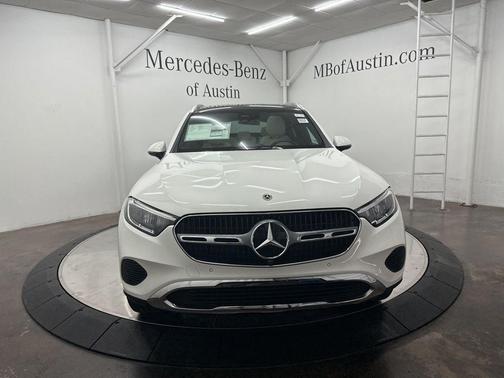2026 Mercedes-Benz GLC 300 Base