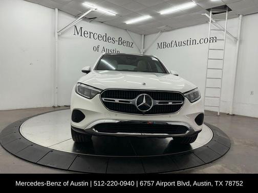 Polar White 2026 Mercedes-Benz GLC 300 Base