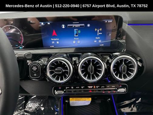 2025 Mercedes-Benz GLA 250 Base