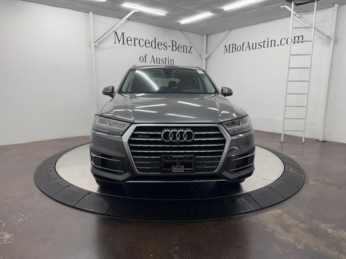 2019 Audi Q7 45 Premium Plus