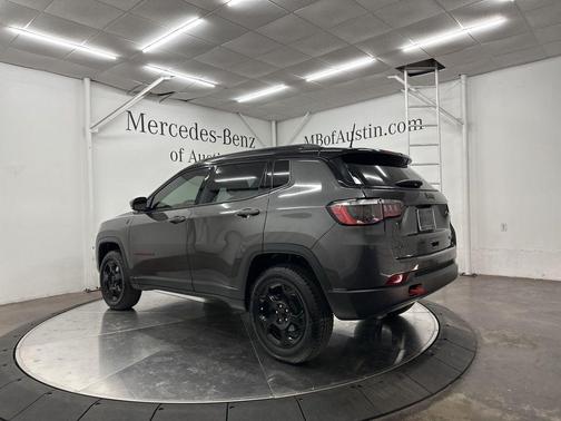 2023 Jeep Compass Trailhawk