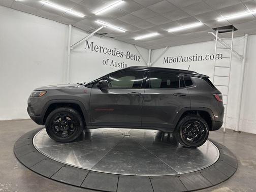 2023 Jeep Compass Trailhawk