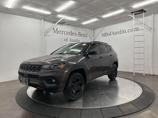 2023 Jeep Compass Trailhawk