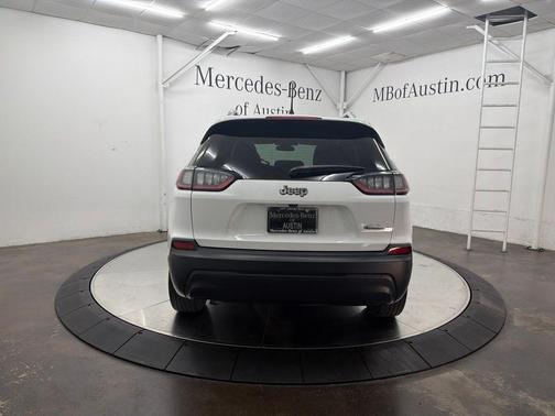Bright White Clearcoat 2020 Jeep Cherokee Latitude
