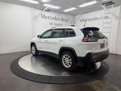 Bright White Clearcoat 2020 Jeep Cherokee Latitude