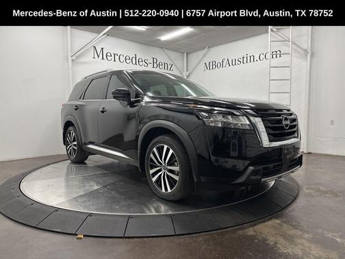 2024 Nissan Pathfinder Platinum