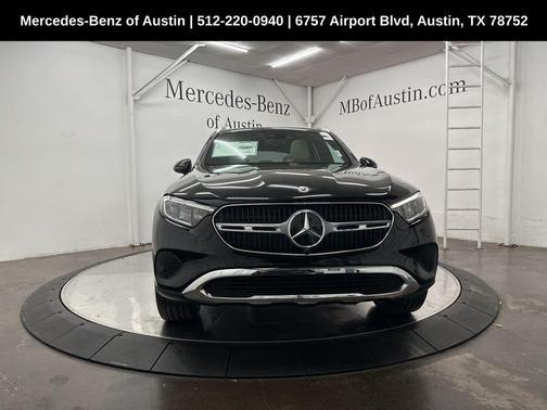 2025 Mercedes-Benz GLC 300 Base