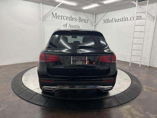 2022 Mercedes-Benz GLC 300 Base