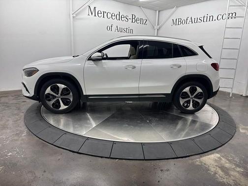2025 Mercedes-Benz GLA 250 Base