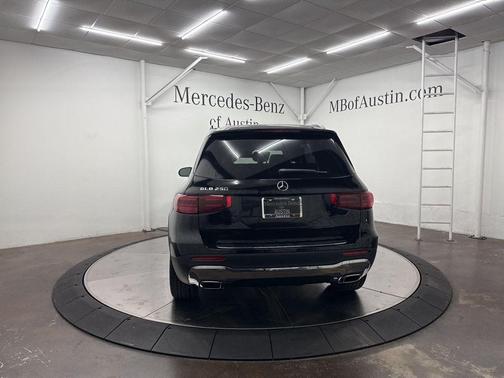 2026 Mercedes-Benz GLB 250 Base