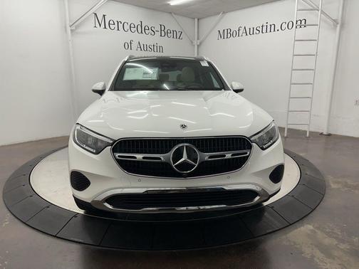 2026 Mercedes-Benz GLC 300 Base