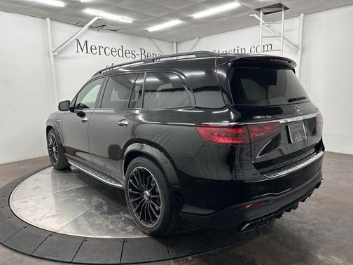 2026 Mercedes-Benz AMG GLS 63 Base