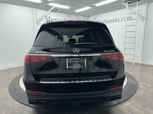 2026 Mercedes-Benz AMG GLS 63 Base