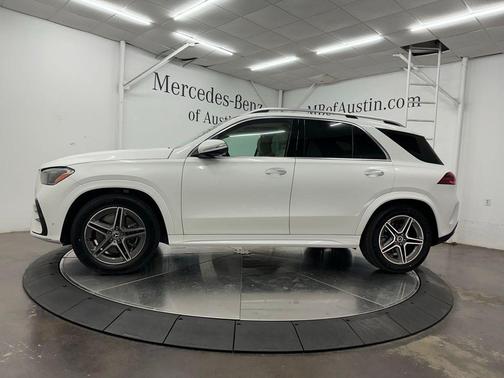 Polar White 2026 Mercedes-Benz GLE 450 4MATIC