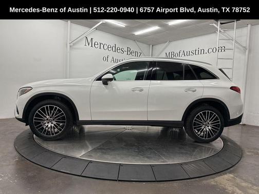 2025 Mercedes-Benz GLC 300 Base