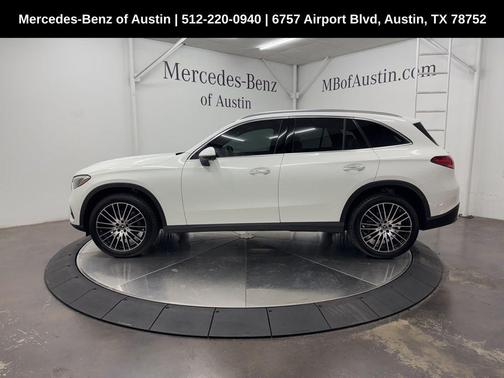 2025 Mercedes-Benz GLC 300 Base