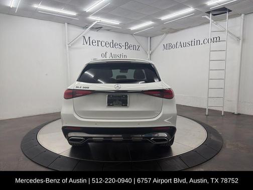 Polar White 2026 Mercedes-Benz GLC 300 Base