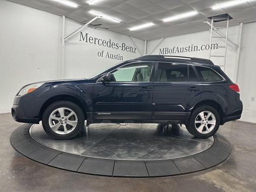Deep Indigo Pearl 2014 Subaru Outback 3.6R Limited