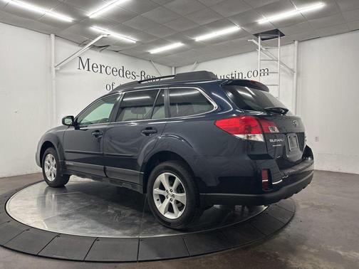 Deep Indigo Pearl 2014 Subaru Outback 3.6R Limited