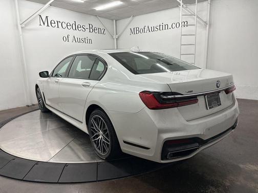 2020 BMW 745e xDrive iPerformance