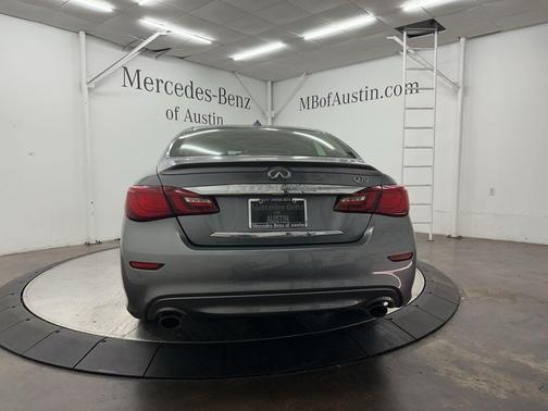 Graphite Shadow 2016 INFINITI Q70 3.7