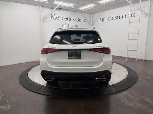 Polar White 2026 Mercedes-Benz GLC 300 Base 4MATIC