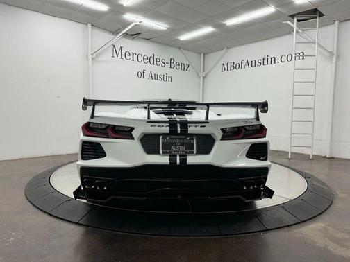 Arctic White 2022 Chevrolet Corvette Stingray w/2LT