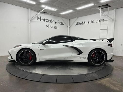 Arctic White 2022 Chevrolet Corvette Stingray w/2LT