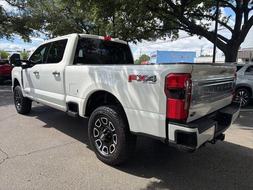 White Metallic 2024 Ford F-250 Platinum
