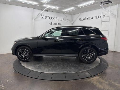 2026 Mercedes-Benz GLC 300 Base