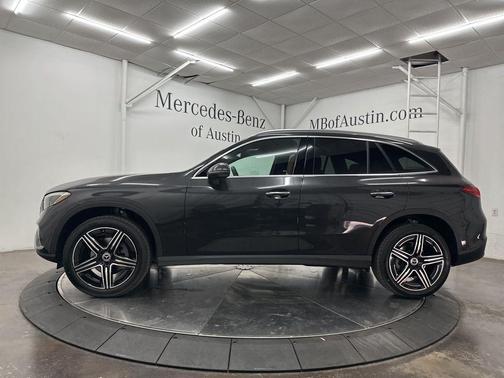 Graphite Gray 2026 Mercedes-Benz GLC 300 Base 4MATIC