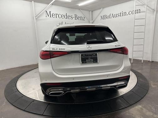 2026 Mercedes-Benz GLC 300 Base 4MATIC
