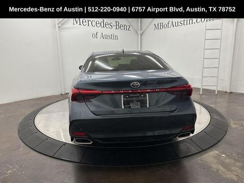 2022 Toyota Avalon Limited