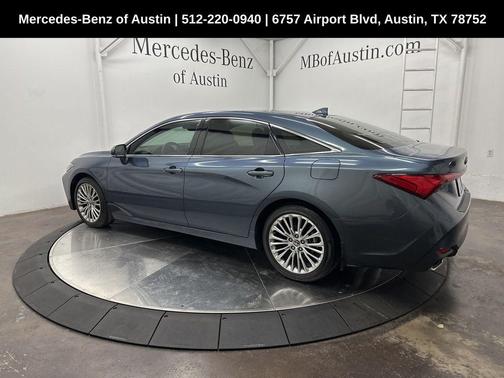 2022 Toyota Avalon Limited