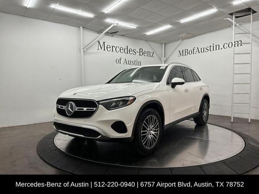 Polar White 2025 Mercedes-Benz GLC 300 Base