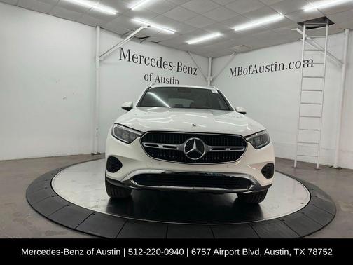 Polar White 2025 Mercedes-Benz GLC 300 Base