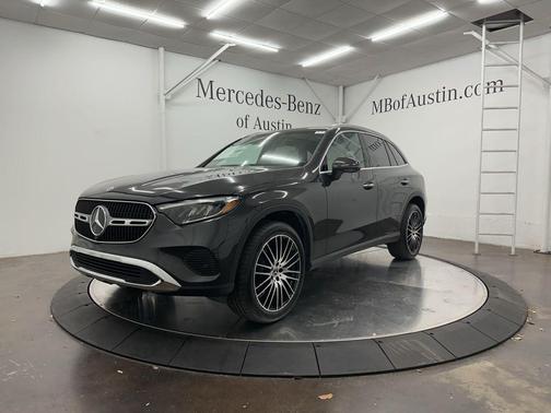2025 Mercedes-Benz GLC 300 Base