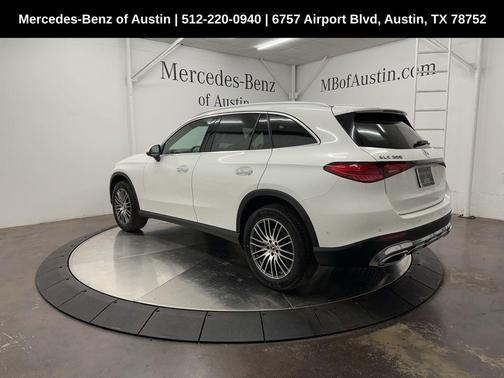 2025 Mercedes-Benz GLC 300 Base