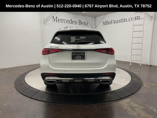 2025 Mercedes-Benz GLC 300 Base
