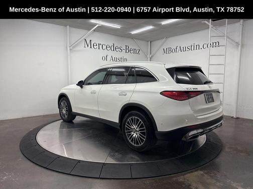 2025 Mercedes-Benz GLC 300 Base