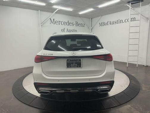 2026 Mercedes-Benz GLC 300 Base