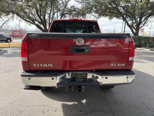 2014 Nissan Titan SV