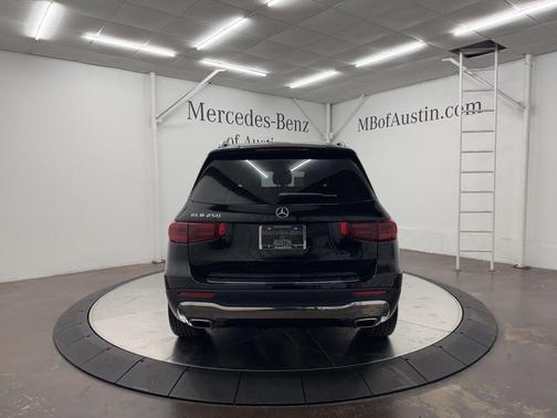 2026 Mercedes-Benz GLB 250 Base