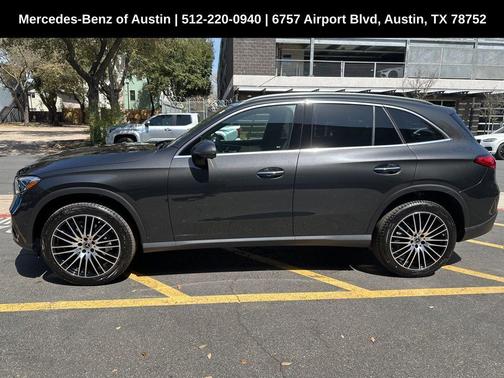 2025 Mercedes-Benz GLC 300 Base