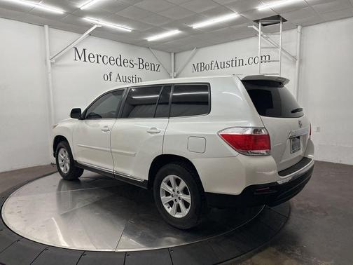 2013 Toyota Highlander Base Plus